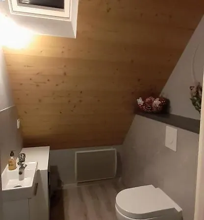 Le Holzwurm Casa de Férias *